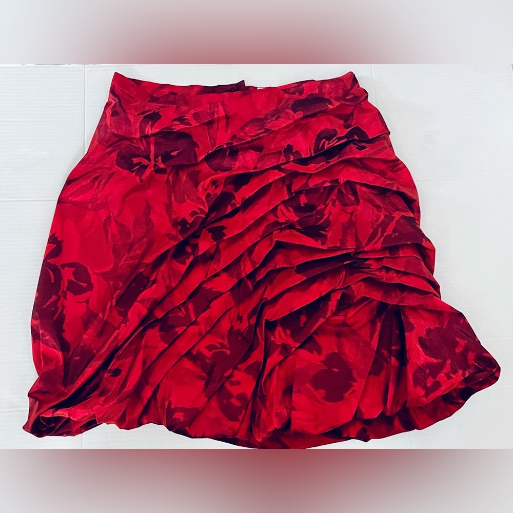 Rickie Freeman X Teri Jon Red w Black floral Print Bubble Skirt